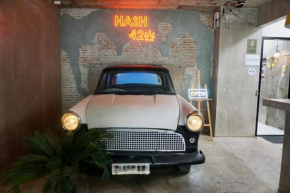 Hip and funky apartment silom Soi 3, with rooftop view